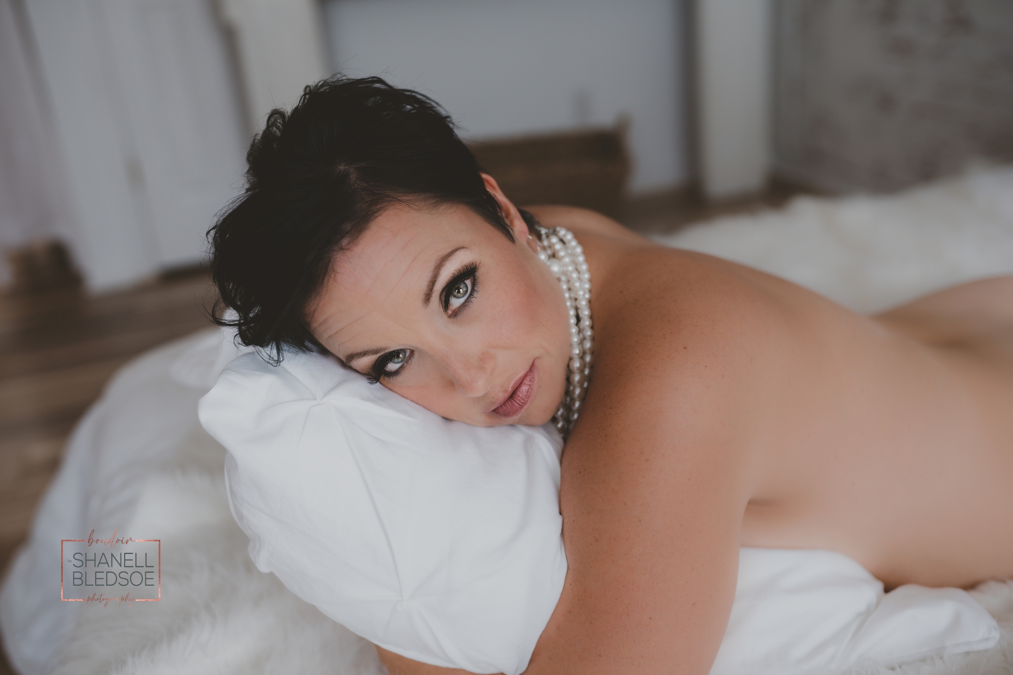 bridal boudoir photos in Tennessee